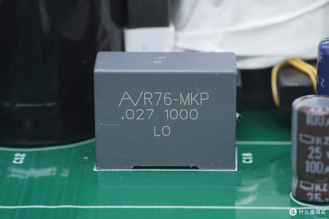 PI DER-984 720W高效LLC充电器方案解析