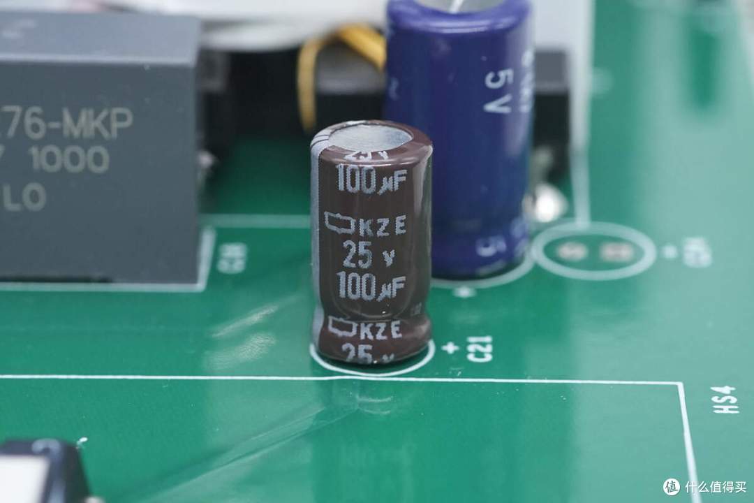 PI DER-984 720W高效LLC充电器方案解析