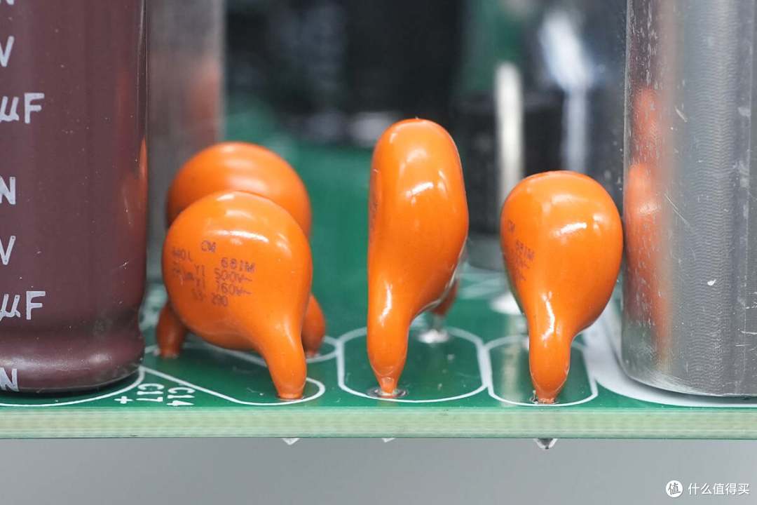 PI DER-984 720W高效LLC充电器方案解析