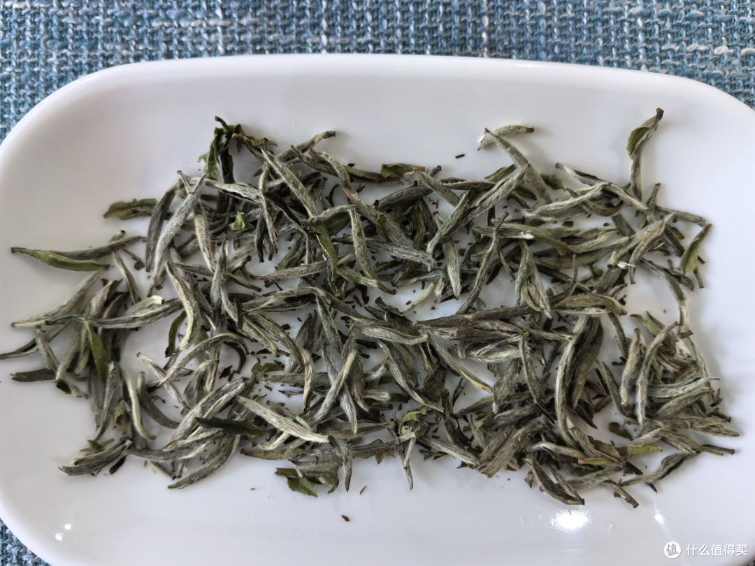 买白茶喝,要分清白毫银针、白牡丹、贡眉、寿眉,搞懂一挑一个准