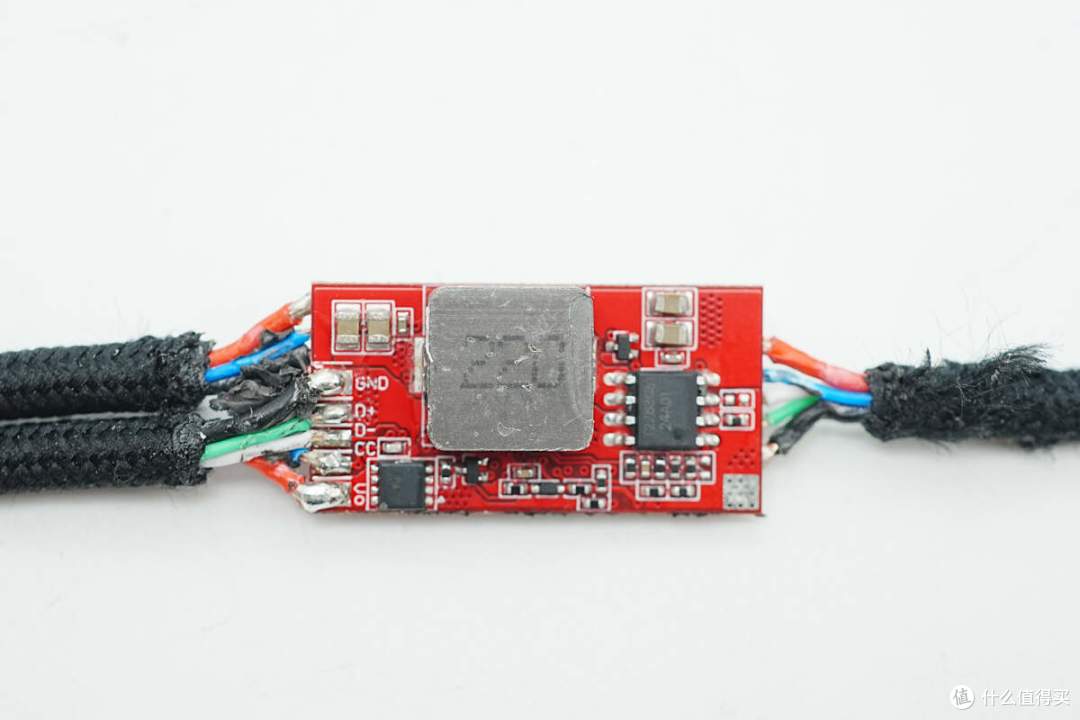支持65W+30W同时快充,古石100W一拖二数显快充数据线拆解