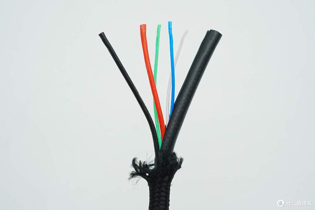 支持65W+30W同时快充,古石100W一拖二数显快充数据线拆解
