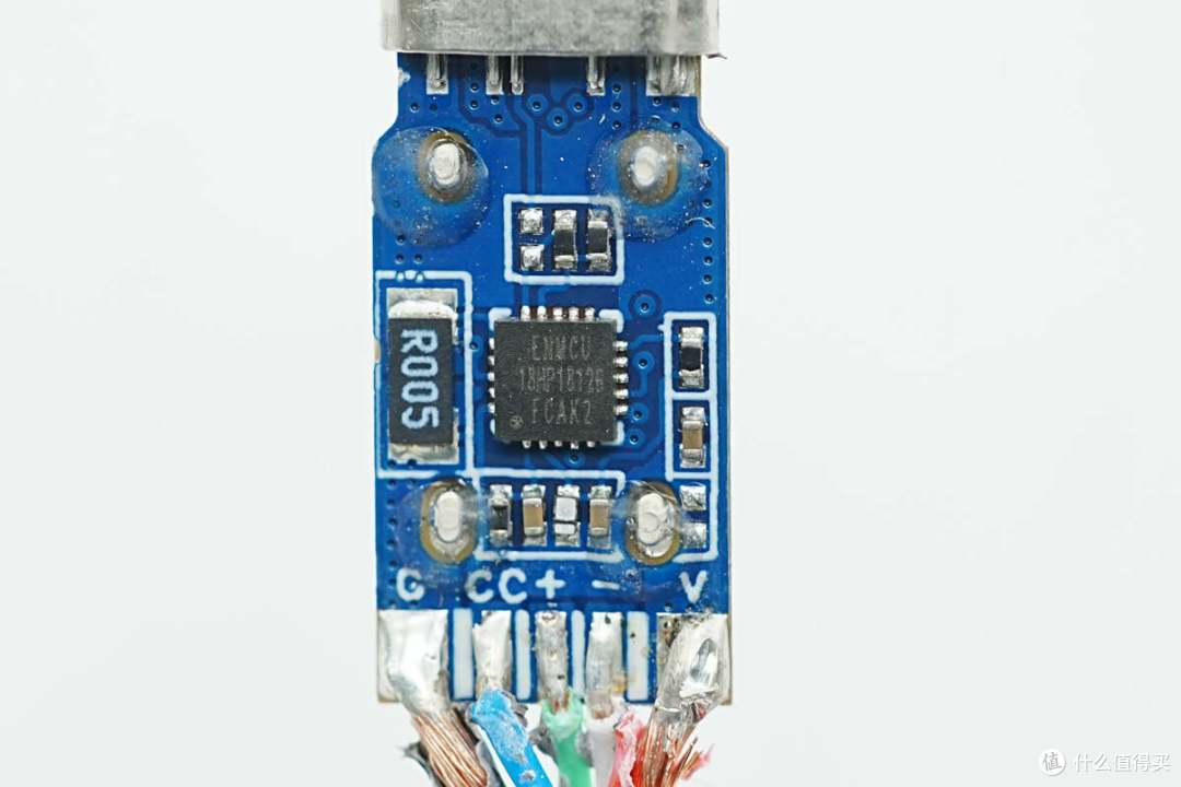 支持65W+30W同时快充,古石100W一拖二数显快充数据线拆解