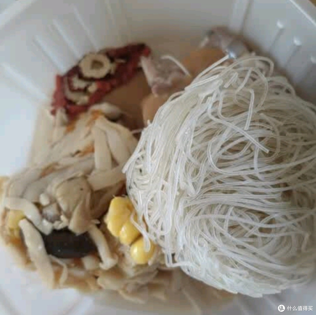海底捞自热火锅:独享装番茄牛腩火锅,方便速食的新宠儿