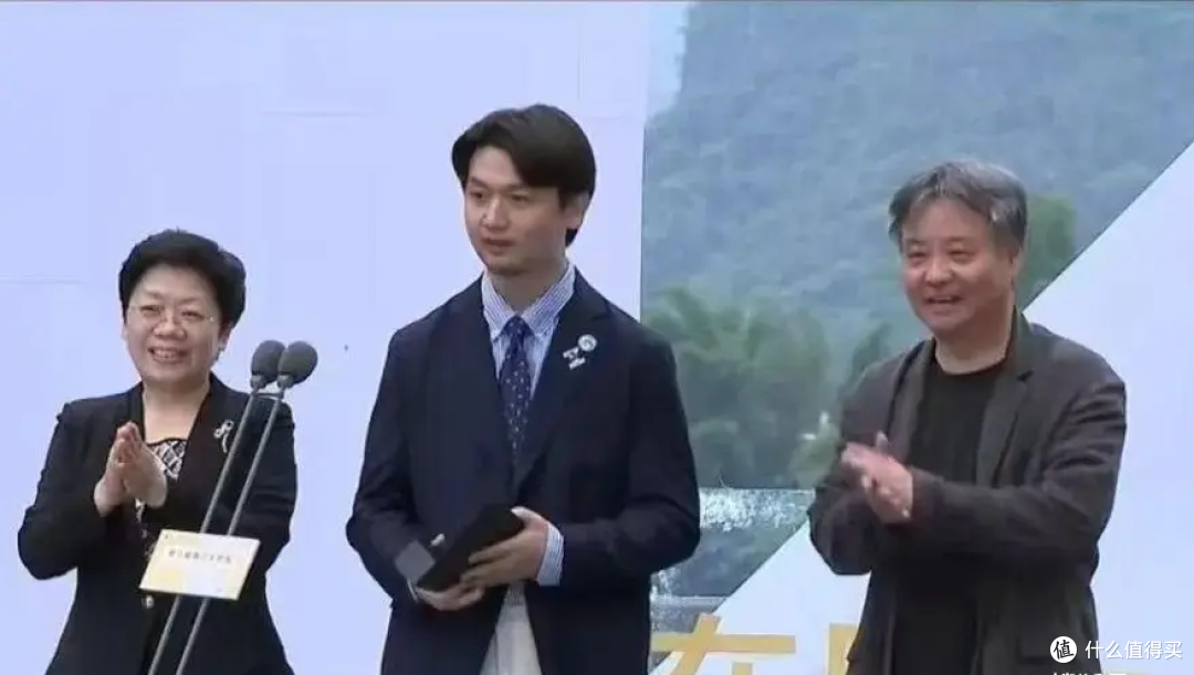 从当前最火的漓江文学奖看我国最权威的文学奖,附作品推荐