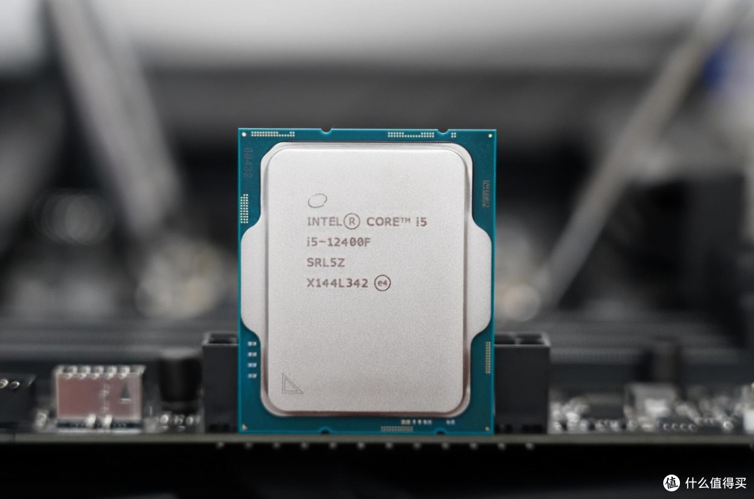 i5-12400F