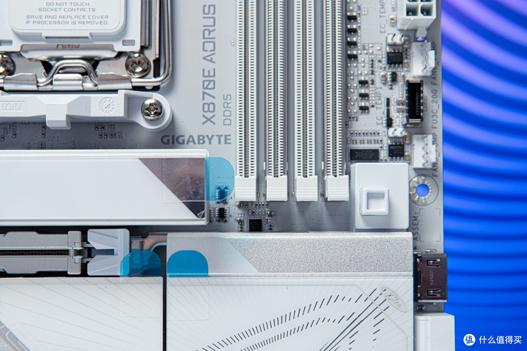 纯白高颜值,技嘉X870E AORUS PRO ICE电竞冰雕主板测试