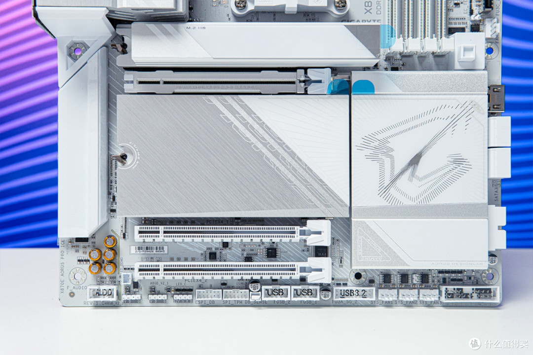 纯白高颜值,技嘉X870E AORUS PRO ICE电竞冰雕主板测试