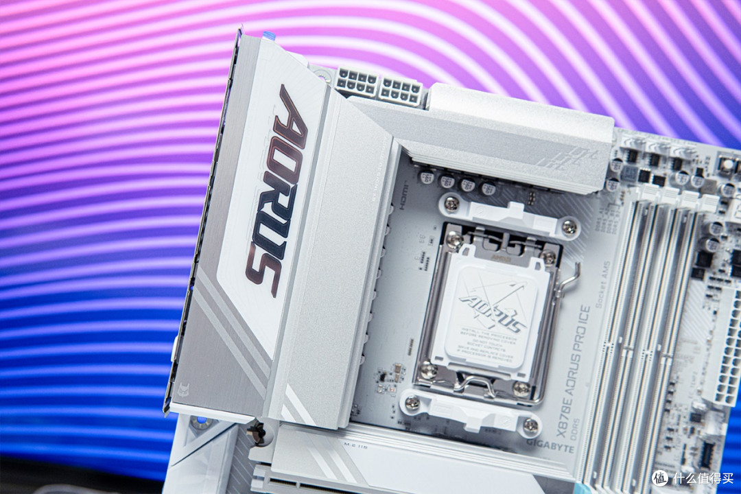 纯白高颜值,技嘉X870E AORUS PRO ICE电竞冰雕主板测试