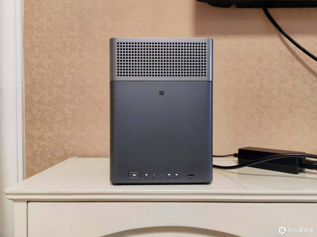 绿联DH4300Plus:存储、备份、共享、娱乐,是否值得入手?