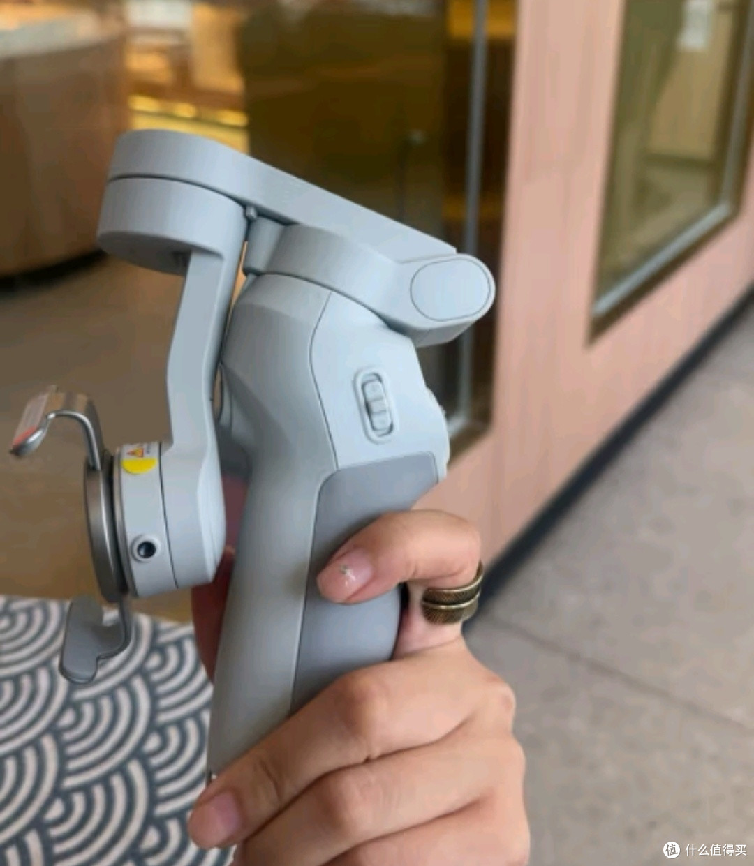 大疆【国家补贴】DJI Osmo Mobile SE✨——三轴增稳,