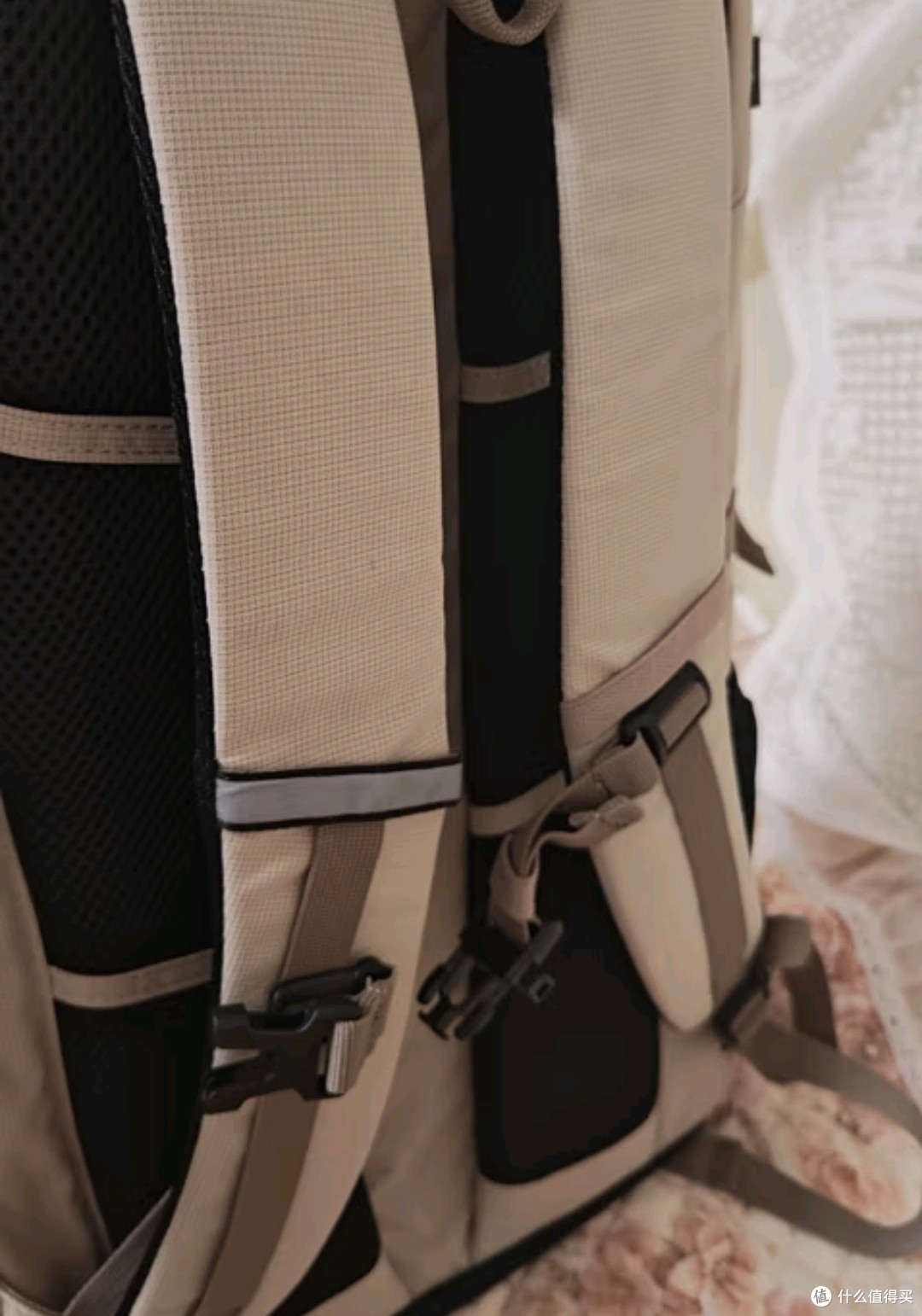探路者(TOREAD)30L登山包——奶茶色里的户外探险好搭档✨