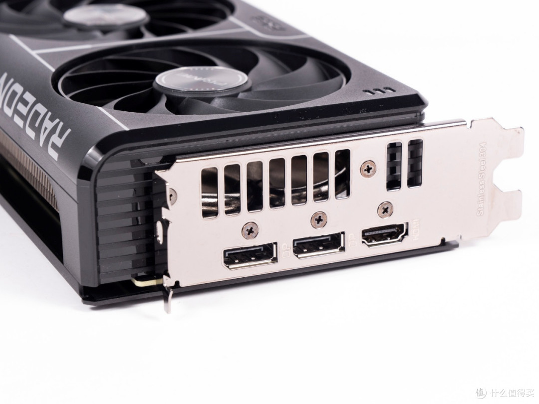 性能领先14%，性价比力压RTX 5060 Ti，RX 9060 XT首发评测