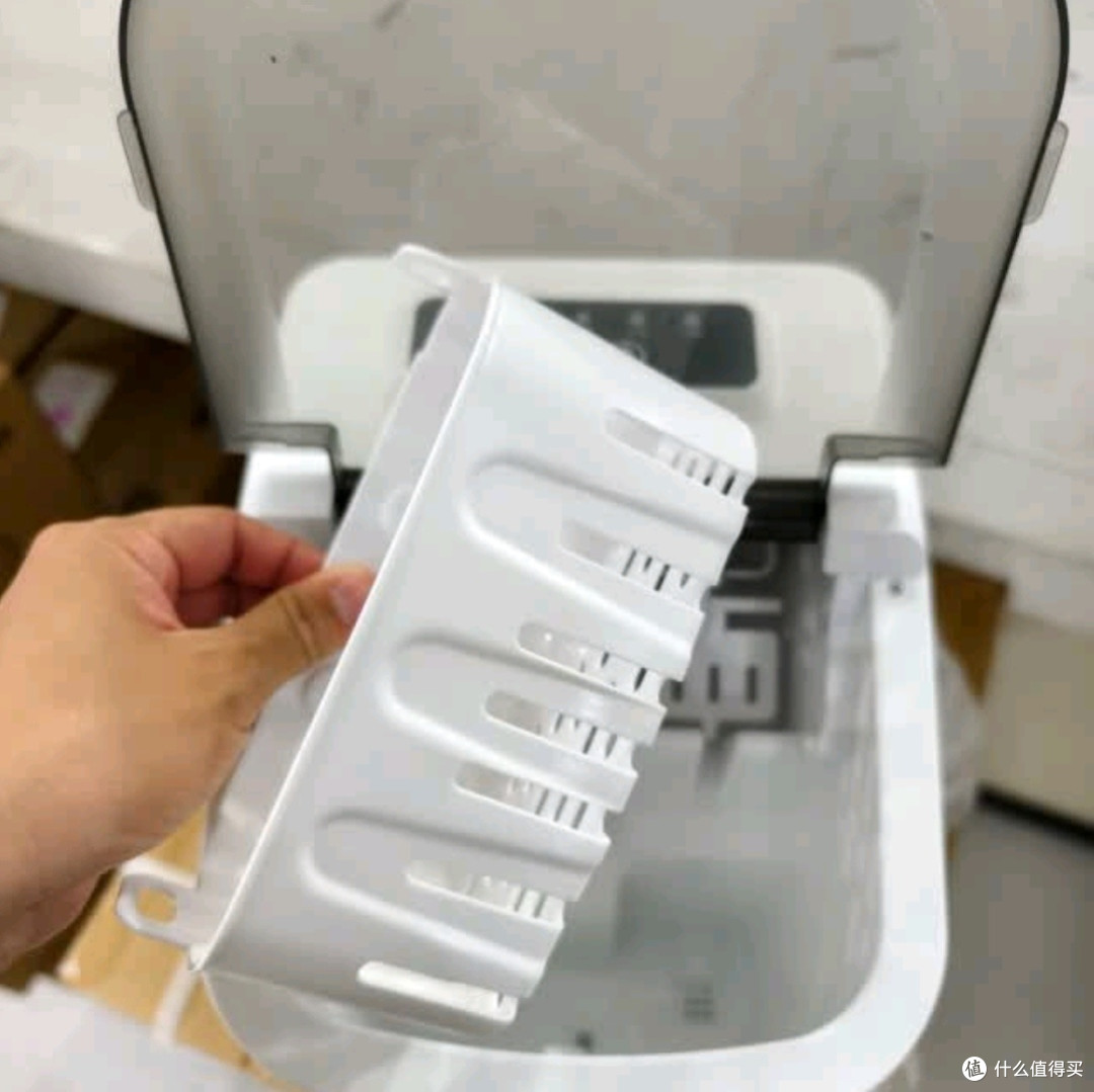 美的（Midea）家用小型制冰机：宿舍冷饮自由的夏日神器