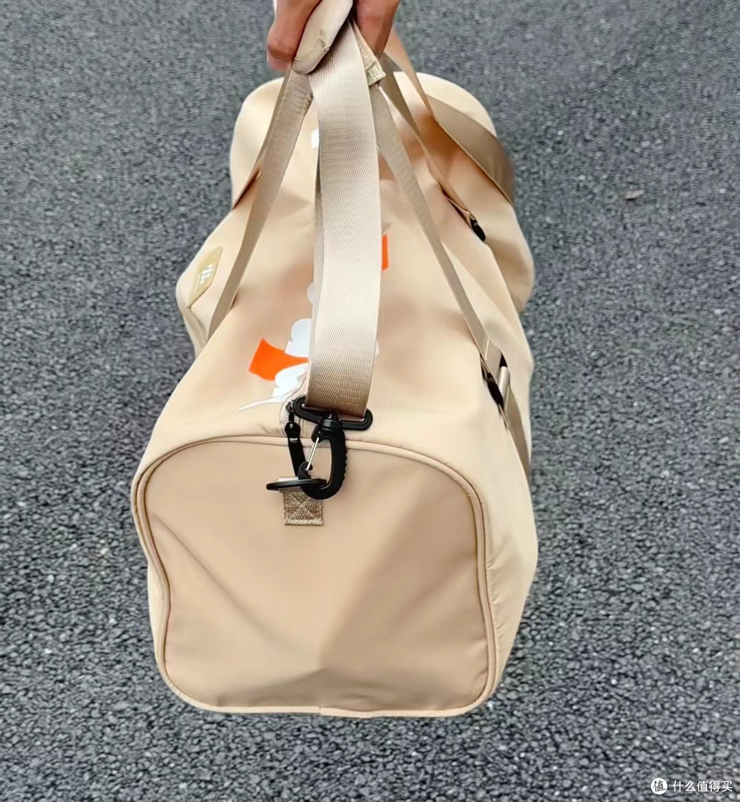 海澜之家 32L 健身包:干湿分离+独立鞋仓,健身出行的贴心之选