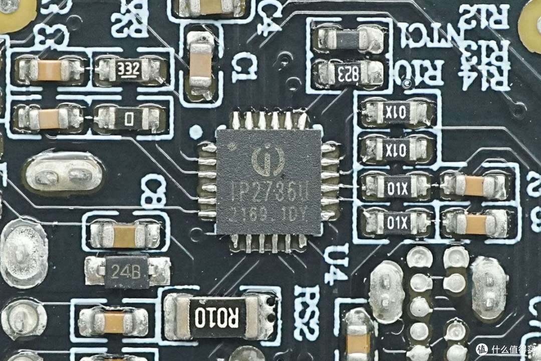 配置1A1C接口,小米轨道插座33W快充适配器拆解