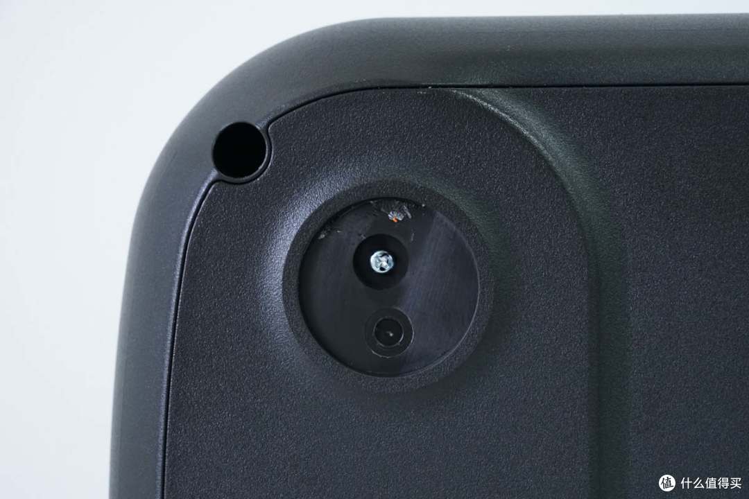 循环寿命超4000次,电小二户外电源2000 Pro 2拆解
