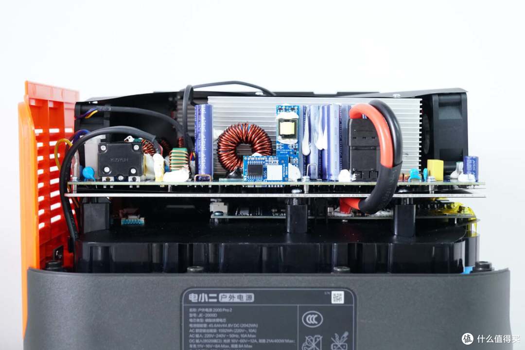 循环寿命超4000次,电小二户外电源2000 Pro 2拆解