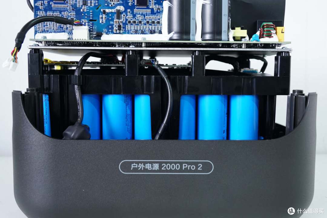 循环寿命超4000次,电小二户外电源2000 Pro 2拆解