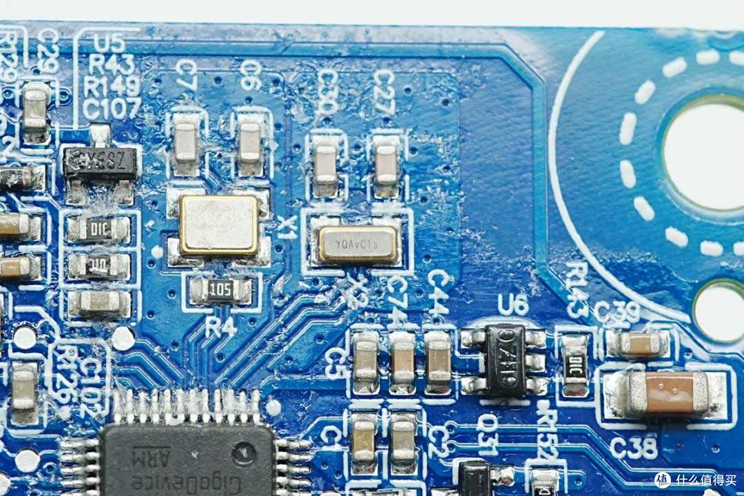 循环寿命超4000次,电小二户外电源2000 Pro 2拆解