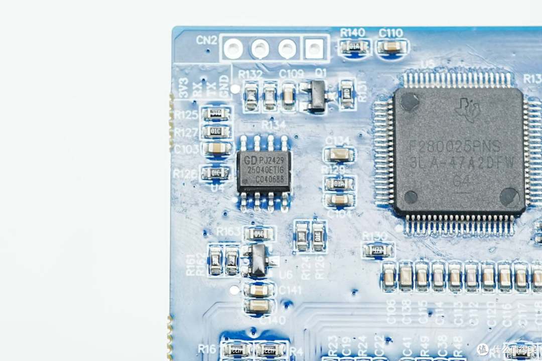 循环寿命超4000次,电小二户外电源2000 Pro 2拆解