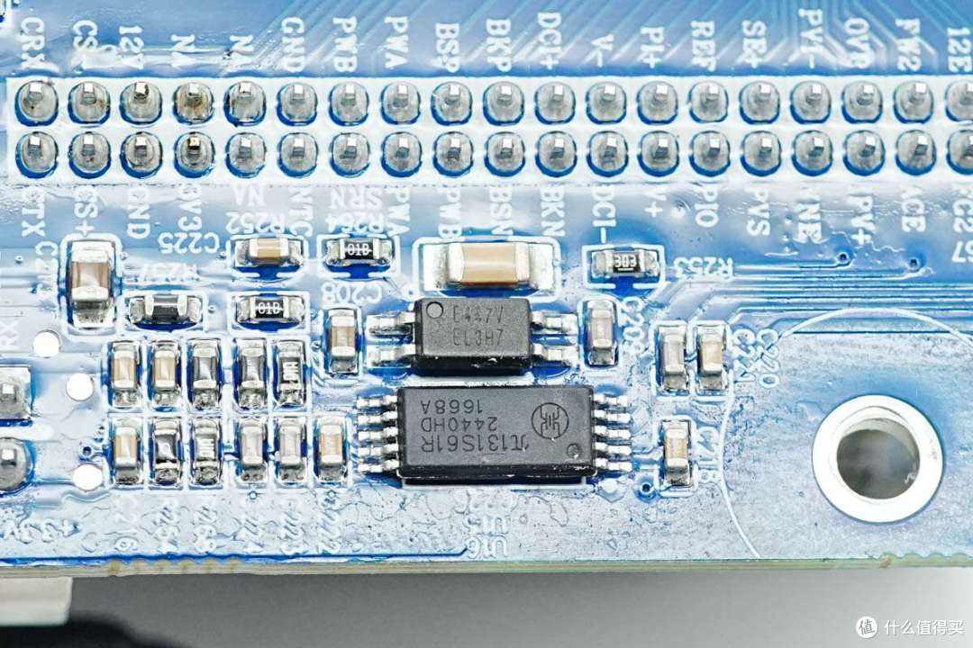 循环寿命超4000次,电小二户外电源2000 Pro 2拆解