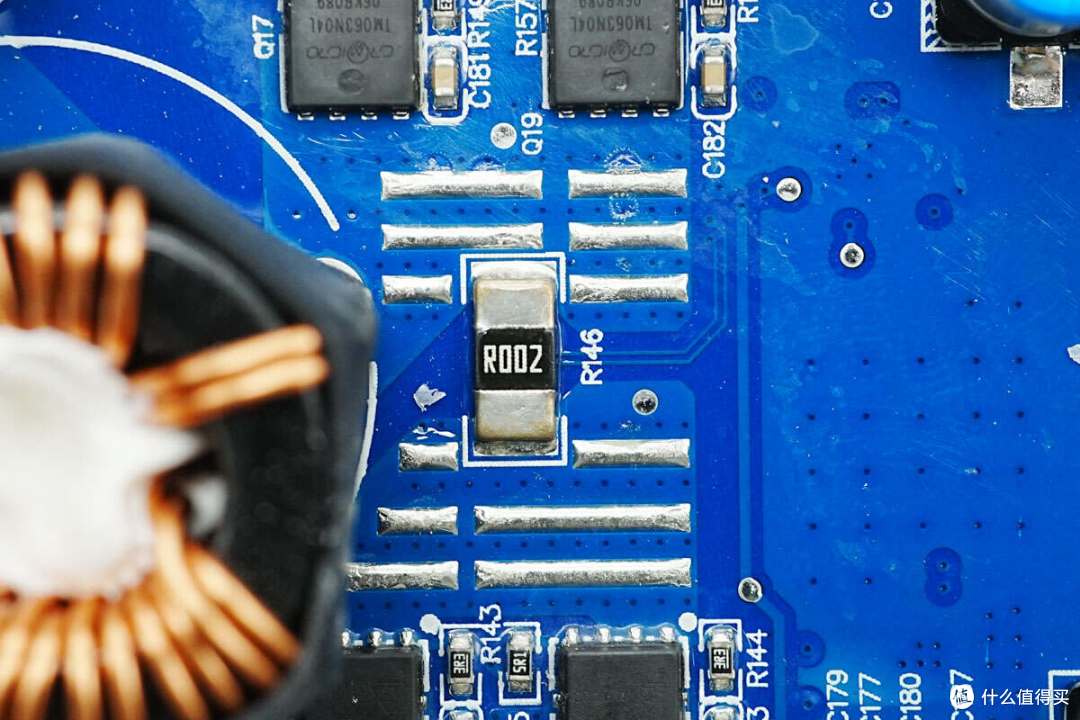 循环寿命超4000次,电小二户外电源2000 Pro 2拆解