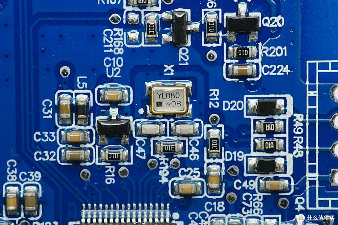 循环寿命超4000次,电小二户外电源2000 Pro 2拆解