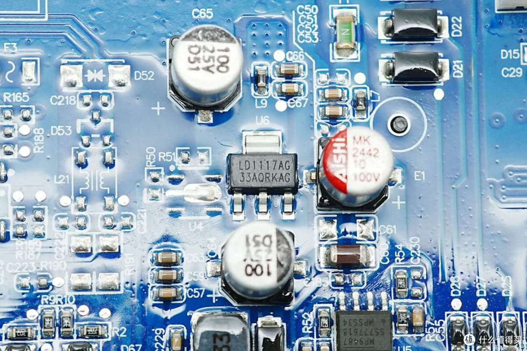 循环寿命超4000次,电小二户外电源2000 Pro 2拆解