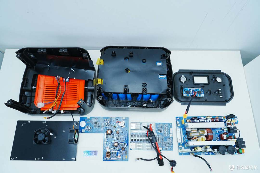 循环寿命超4000次,电小二户外电源2000 Pro 2拆解