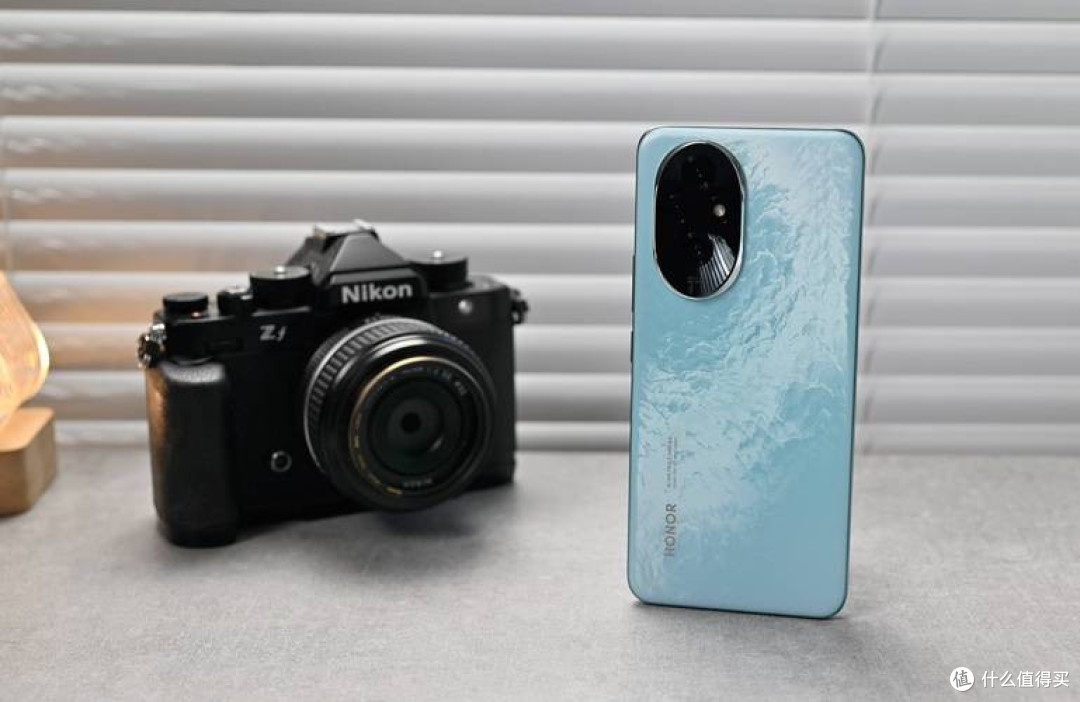 512GB+绿洲屏+青海湖电池,荣耀旗舰降成1829元!