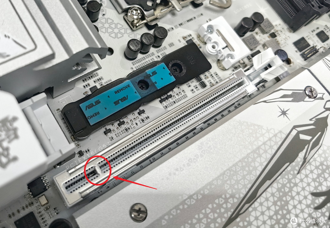 ROG B860主板这波操作赢麻了！直接让Ultra 265K从牛夫人变小甜甜