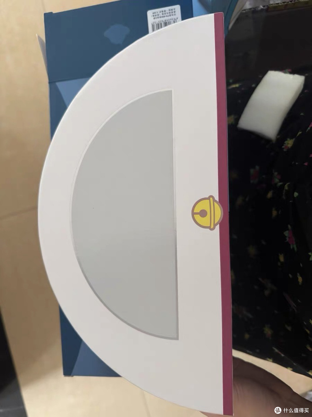 星际穿梭的书写魔法:毕加索哆啦A梦星球系列钢笔礼盒
