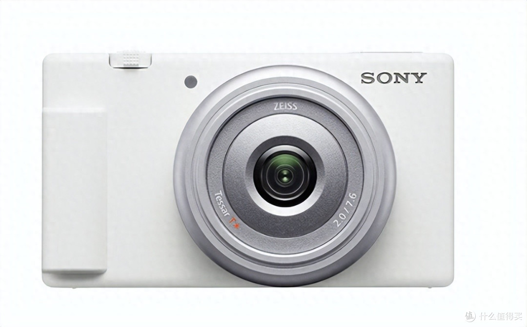 2355.78元 索尼 1 英寸底 20mm F2.0光圈 和手机比没什么优势