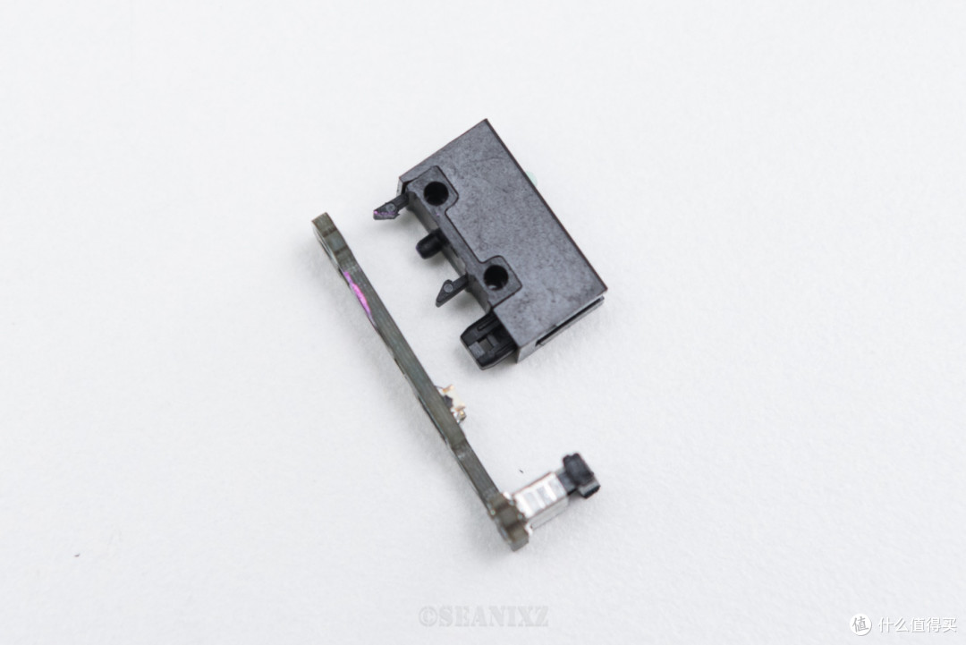 雷柏新款VT7 MAX vs VT7拆解评测体验:高定特调旗舰性能