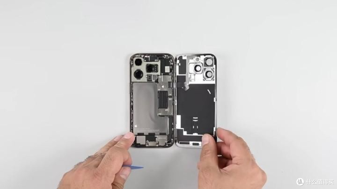 ▲ 图片来源：iFixit