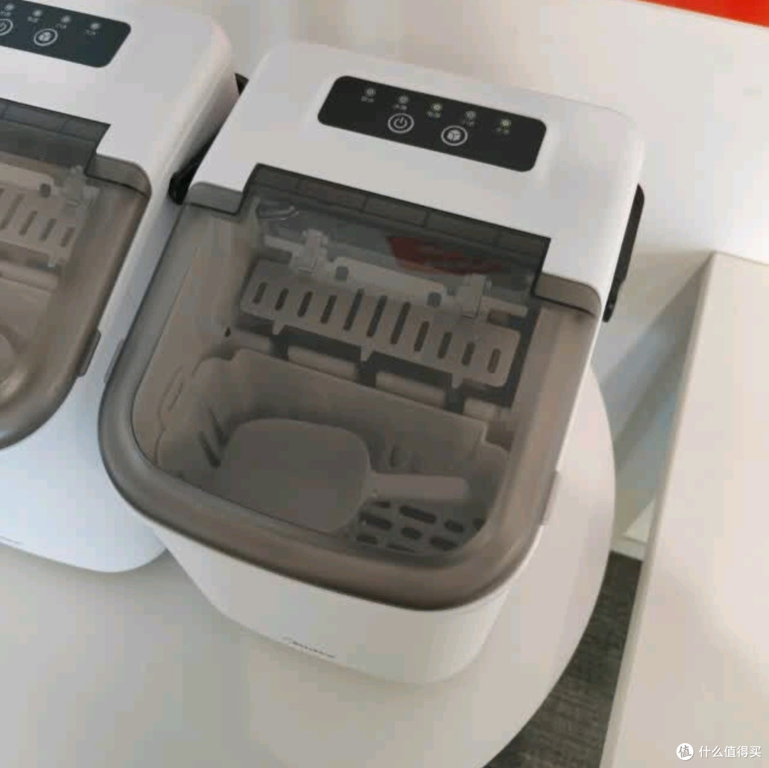 美的（Midea）家用小型制冰机：宿舍冷饮自由的夏日神器
