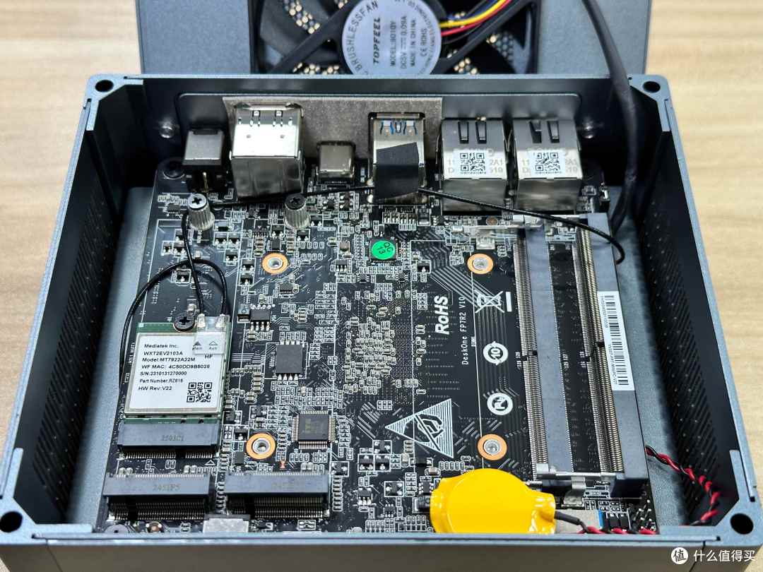 极夜小主机T8130M上手体验