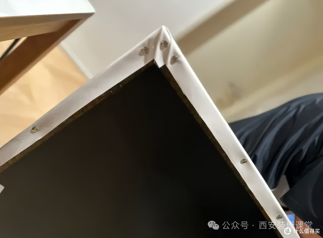 年轻人自己动手,成本仅需装饰画零头,效果却能媲美精品制作!