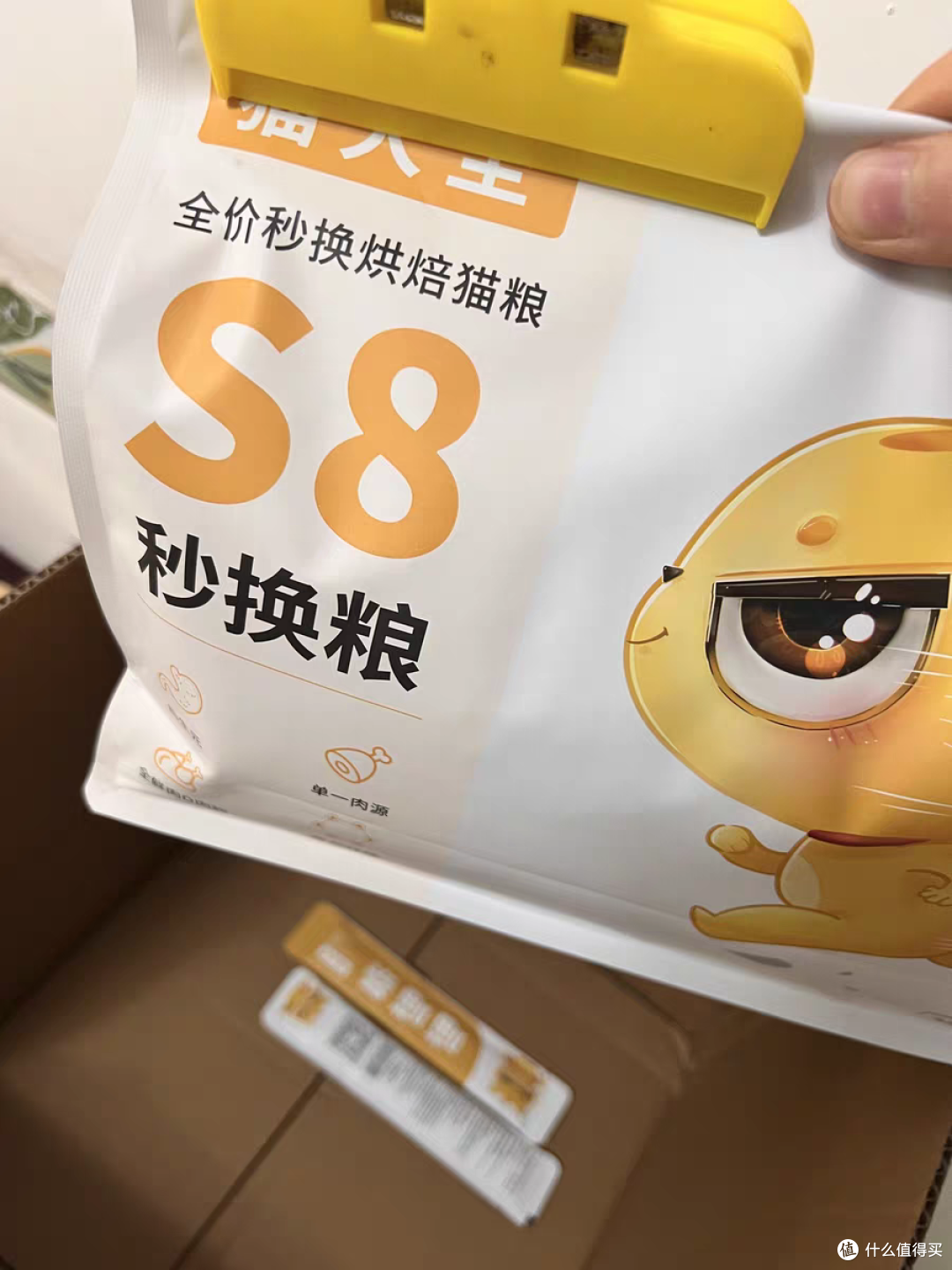 选什么猫粮安全放心?2025年十大热门猫粮排行榜