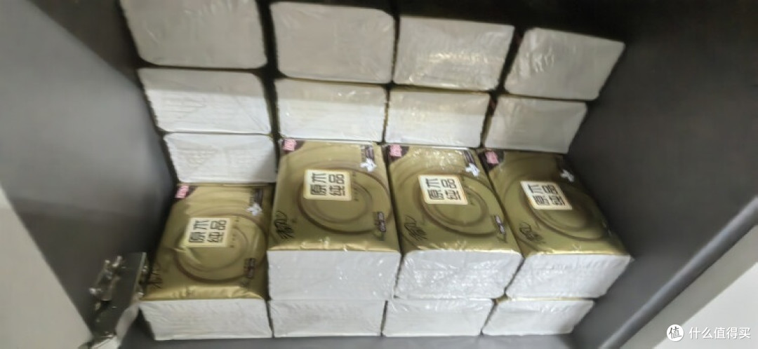 清风金装厚柔纸巾,秋冬护肤首选