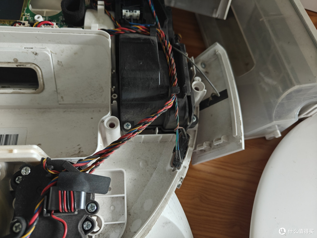 科沃斯扫拖机器人T10 Turbo顺时针转圈故障拆修排除