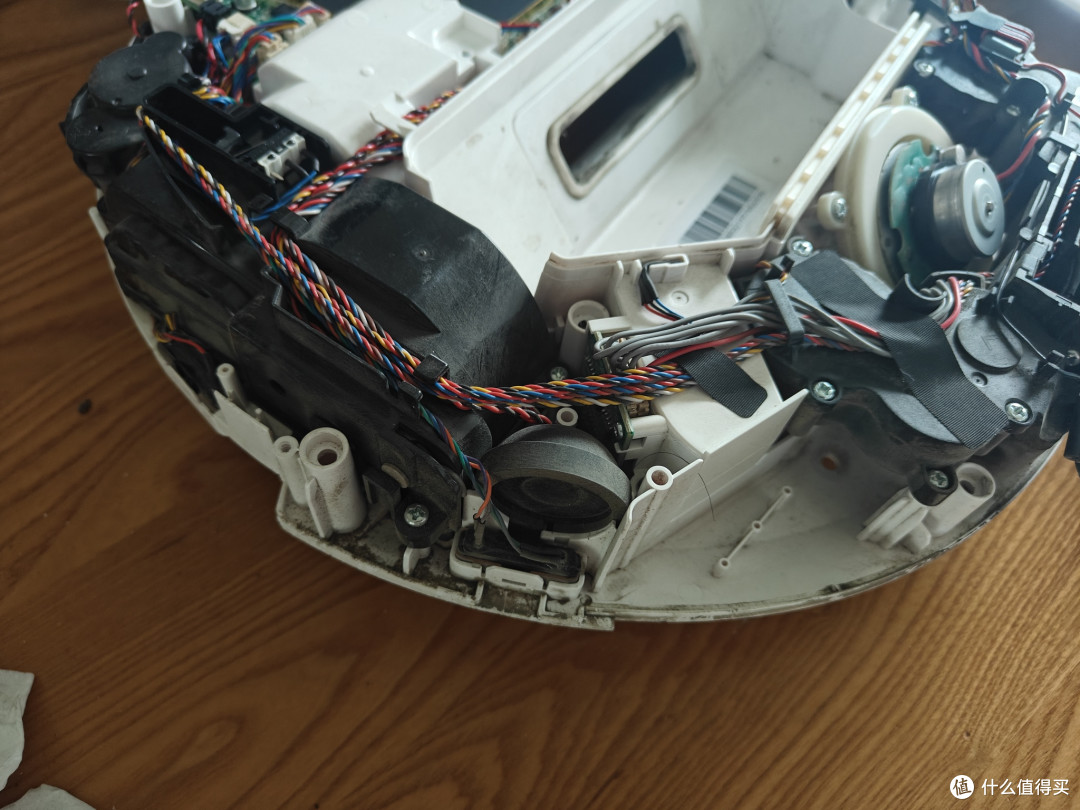 科沃斯扫拖机器人T10 Turbo顺时针转圈故障拆修排除