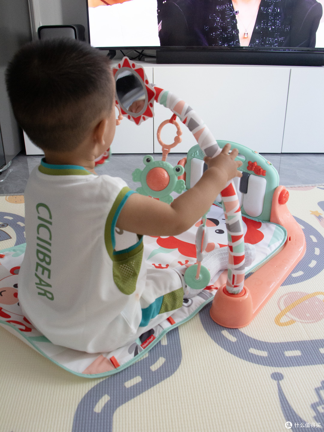 养娃1年多，最不后悔买的玩具--费雪宝宝健身架分享
