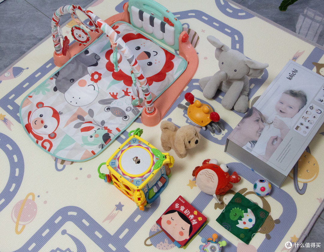 养娃1年多，最不后悔买的玩具--费雪宝宝健身架分享