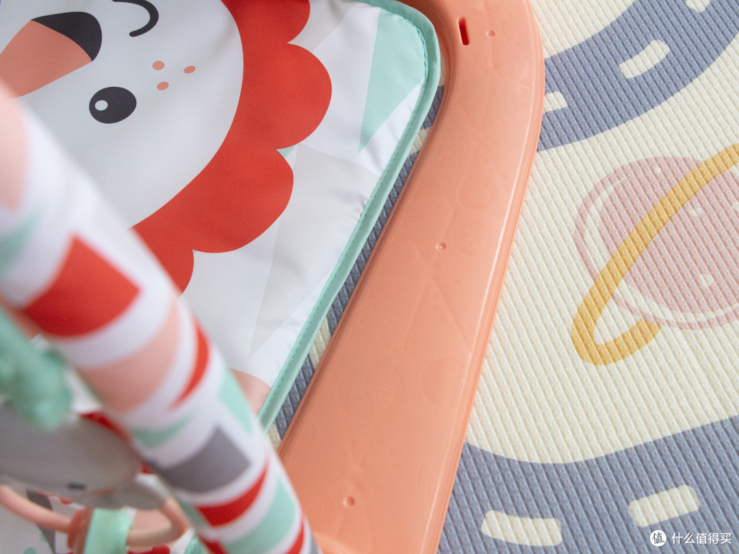养娃1年多，最不后悔买的玩具--费雪宝宝健身架分享
