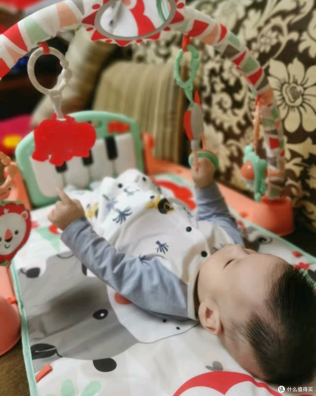 养娃1年多，最不后悔买的玩具--费雪宝宝健身架分享
