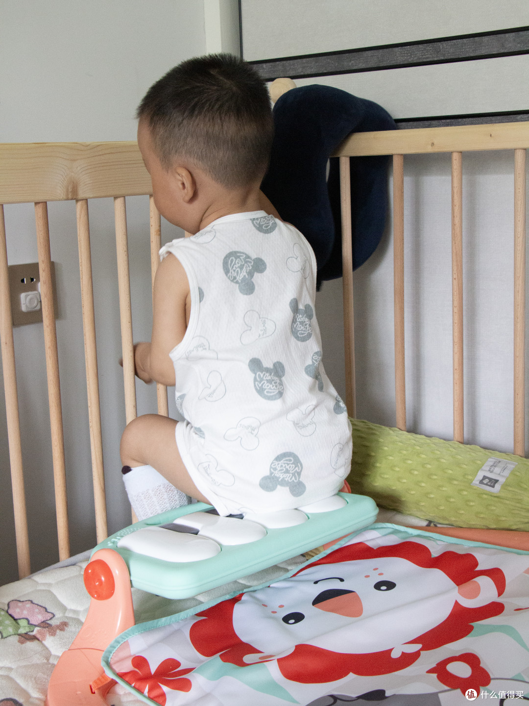 养娃1年多，最不后悔买的玩具--费雪宝宝健身架分享