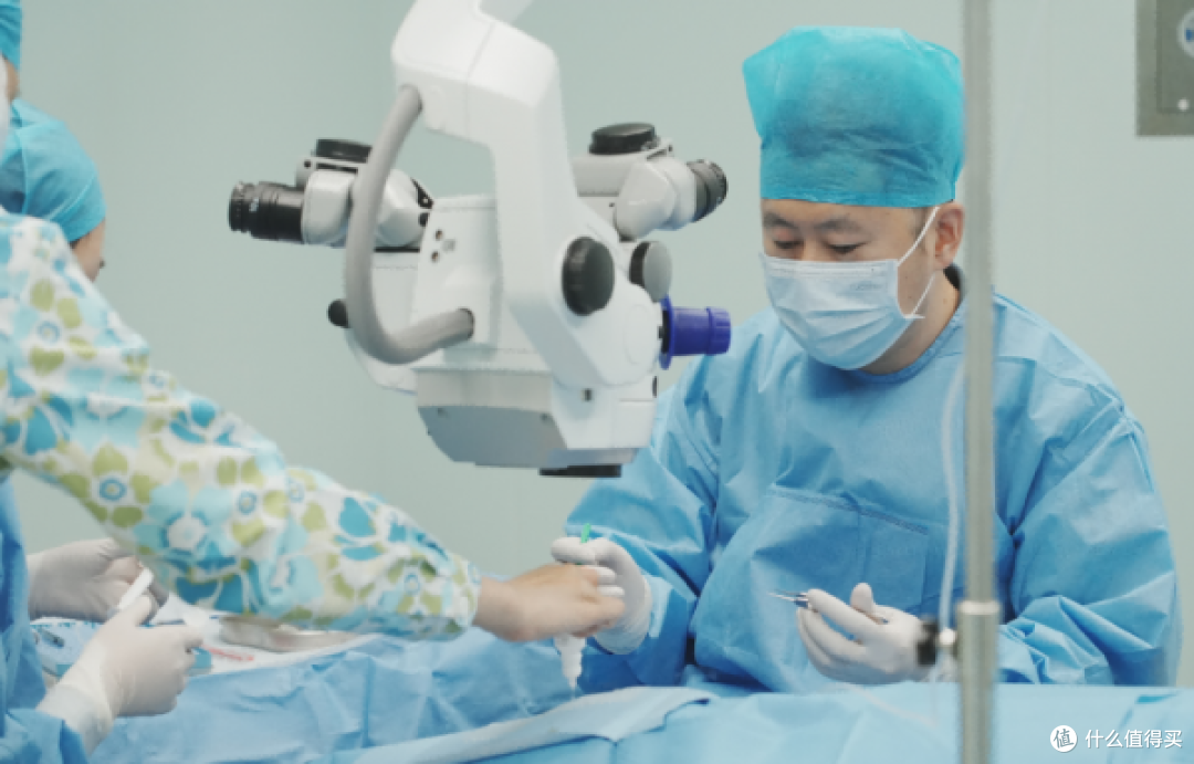 微光焕彩视界新生：深圳普瑞眼科徐洋涛院长全飞秒4.0助力清晰
