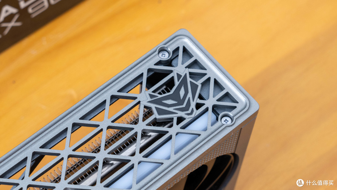 16GB显存的60系显卡:蓝宝石 RX 9060 XT 16GB显卡评测